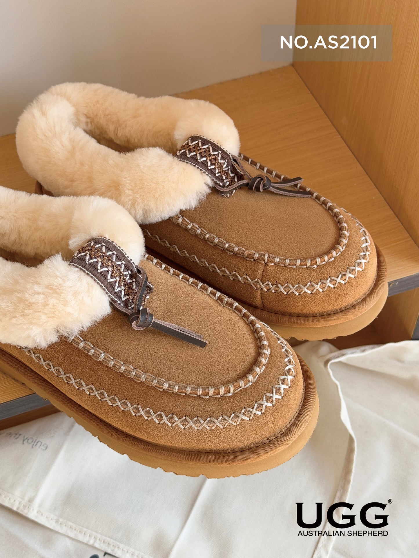 Sheepskin Wool Ankle Shoes with Tribal Stitch Detail and EVA Sole Draco